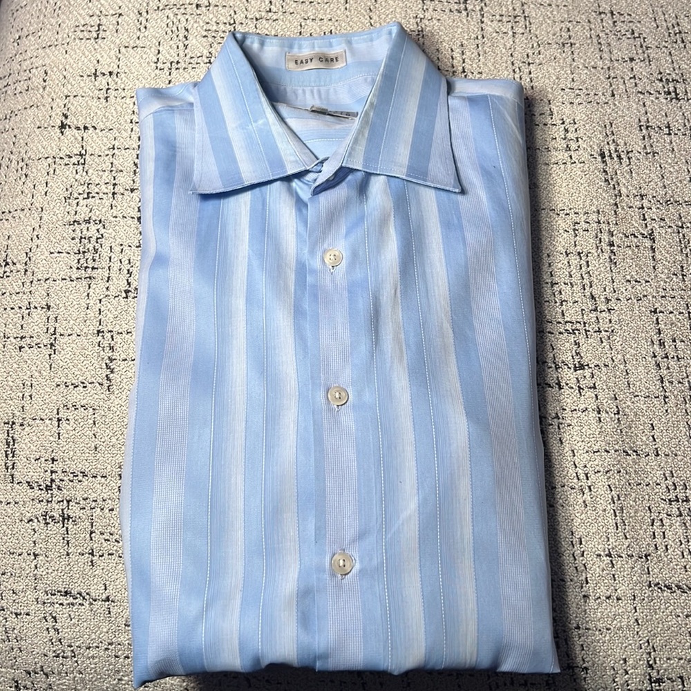 Perry Ellis blue dress shirt.
